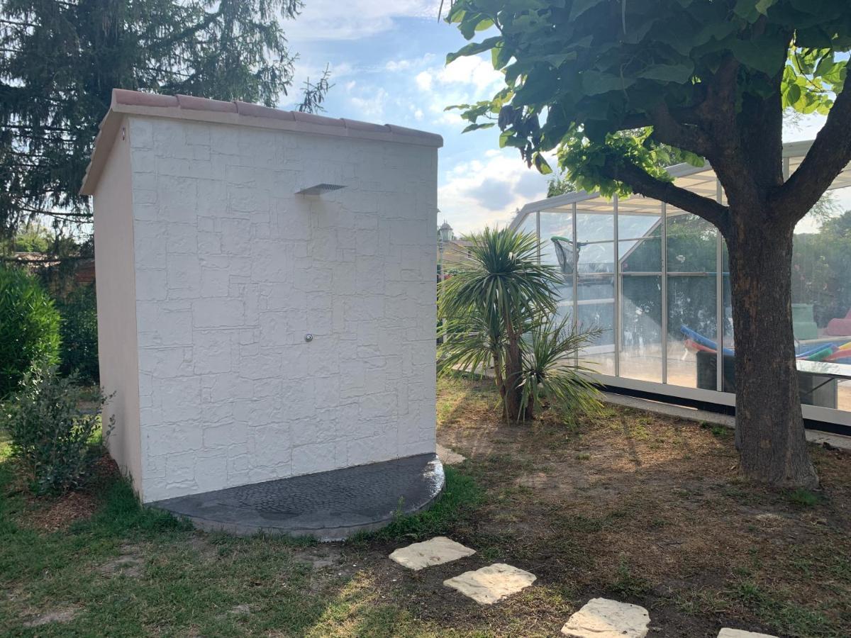 L'Aparte - Studio Les Amandiers Pignans Bagian luar foto